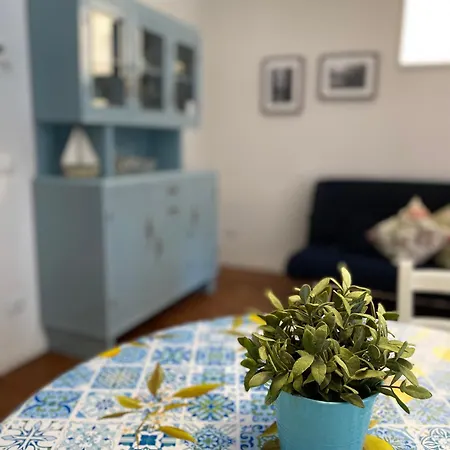 アパート House Torre マンデッロ・デル・ラーリオ