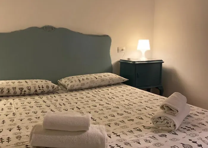 Apartament House Torre Mandello del Lario
